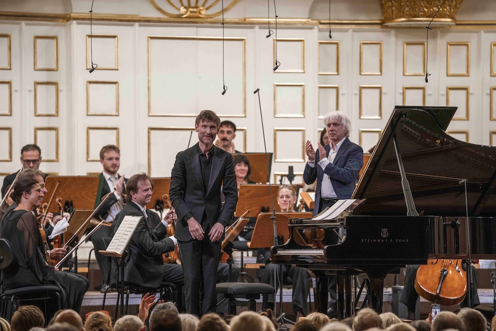 Giovanni Antonini y Kristian Bezuidenhout con la Mozarteum Orchestra en el Festival de Salzburgo