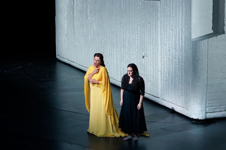 Olga Maslova y Fiorenza Cedolins protagonizan 'Aida' en el Gran Teatre del Liceu, con Josep Gil a la batuta