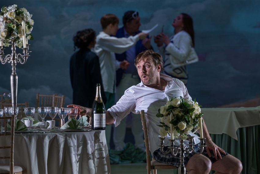 Der Rosenkavalier Act 2 scènefotos Clärchen and Matthias Baus Dutch National Opera 2454