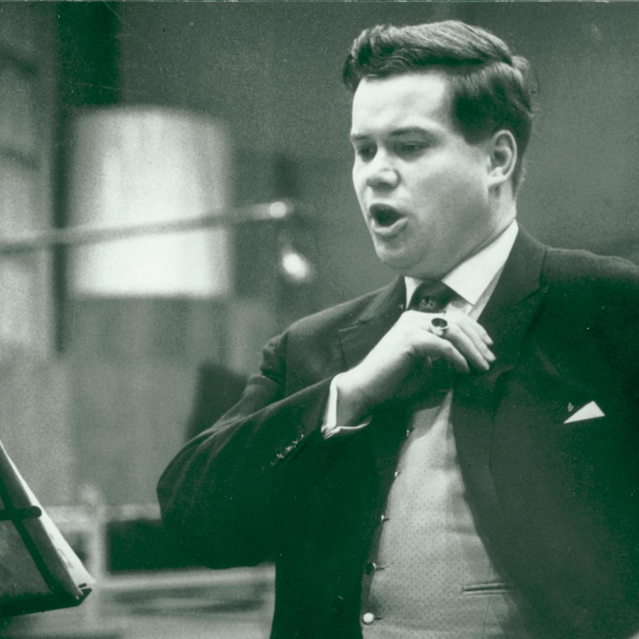 Dietrich_Fischer_Dieskau_Photographer-_Reg_Wilson_copia.jpg