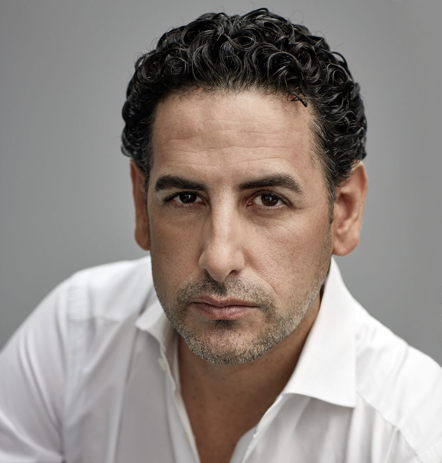 Florez_Sony_Hohenberg.jpg