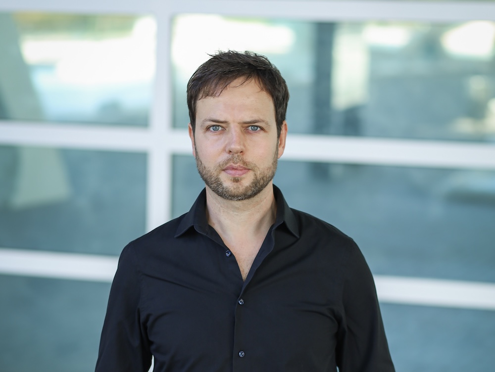 Francisco Coll: "Nunca he pretendido seguir una corriente determinada"