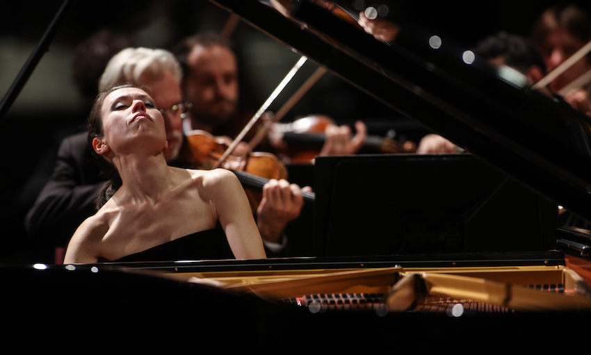 Alba Ventura y Tomás Grau con obras de Mozart y Schumann, con la Franz Schubert Filharmonia