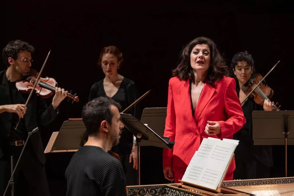 Hinojosa_Auditori25_MayZircus.jpg