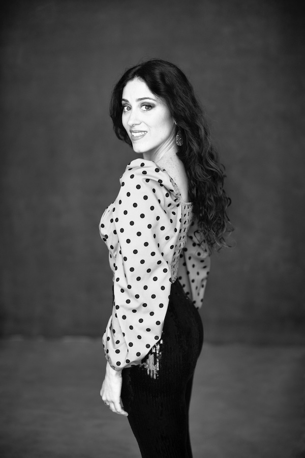 Leonor_Bonilla_vertical_3.jpeg