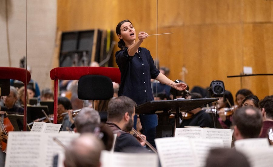 Oksana Lyniv debuta en el Metropolitan de Nueva York al frente de 'Turandot'