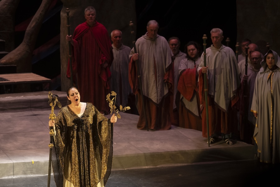 Yolanda Auyanet protagoniza 'Norma' en Santander, con Óliver Díaz a la batuta