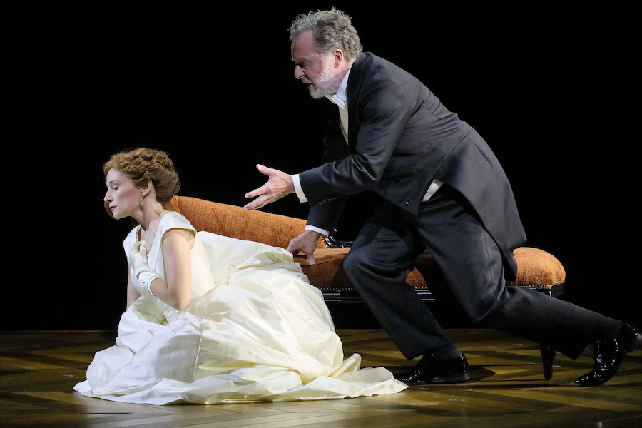 Pelleas_et_Melisande_2024_S.Devieilhe_C.Gerhaher_c_Wilfried_Hoesl__2_.jpg