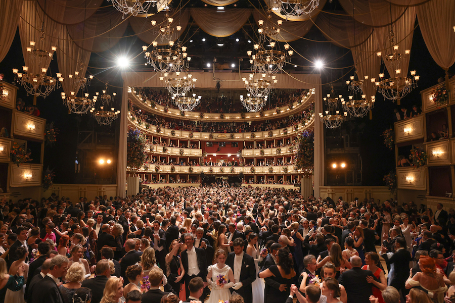 Wiener_Opernball_c_Katharina_Schiffl.jpg