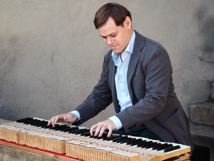 Ignasi Cambra toca Mozart, Schubert, Mompou i Cruixent en el Palau de la Música Catalana