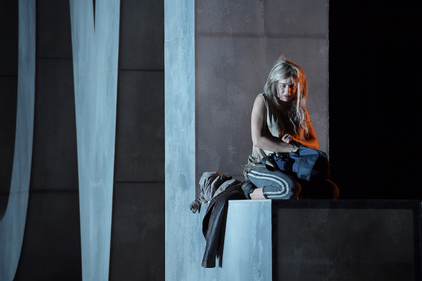 ManonLescaut Frankfurt3 BarbaraAumuller