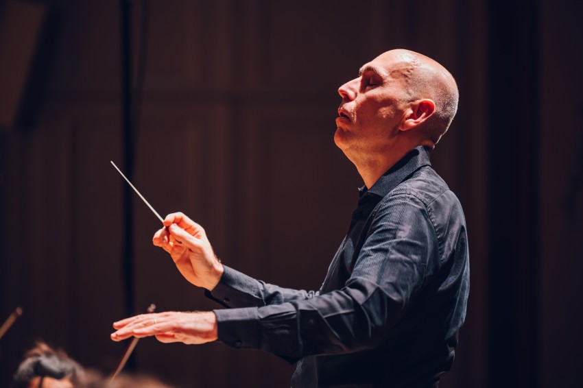 Enrico Onofri dirige a la Haydn Philharmonie en el Ciclo Viena en Madrid