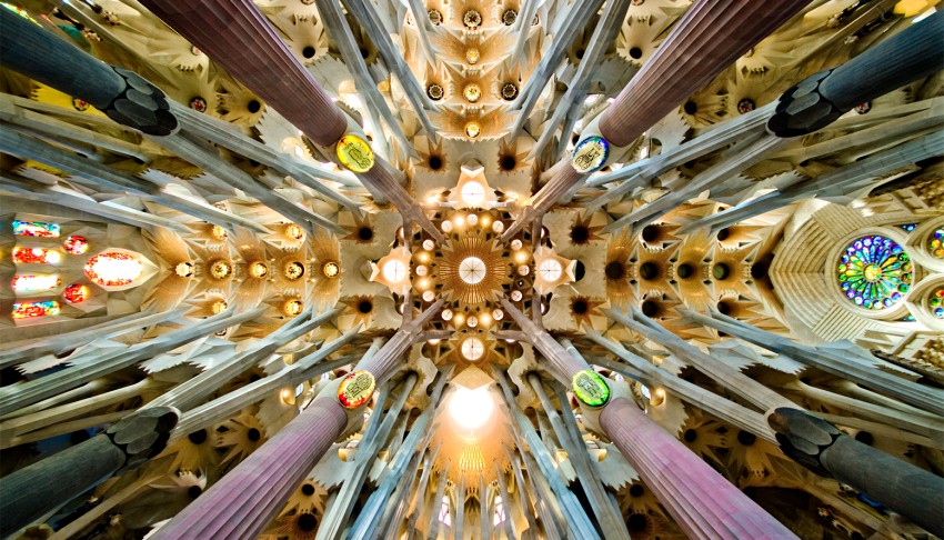 Sagrada Familia nave 1