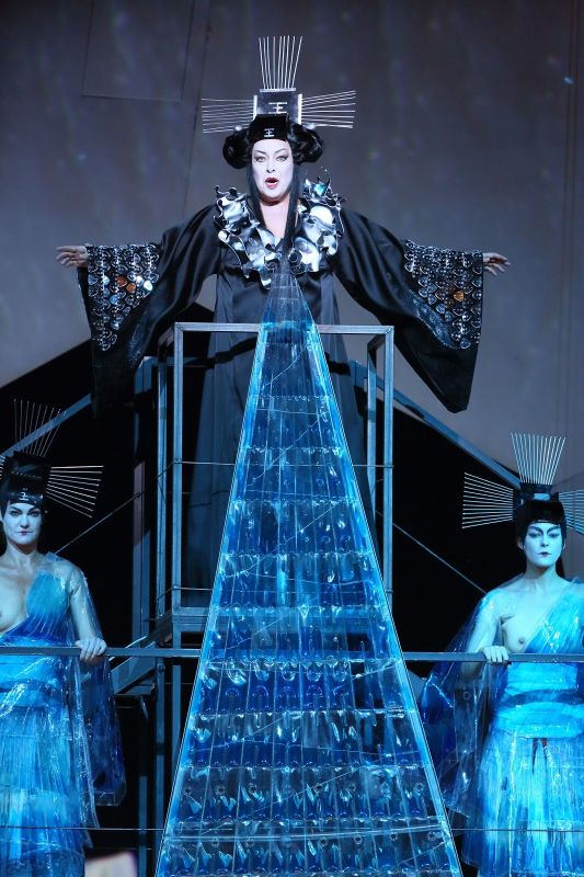 Turandot N. Stemme c W. Hösl 