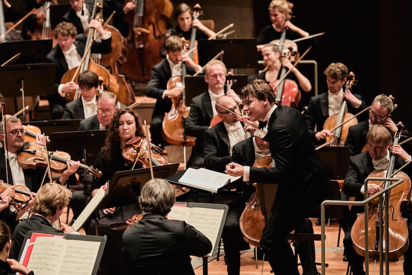 mfb22 20220828 Eröffnungskonzert Concertgebouworkest Amsterdam Konzert Philharmonie Fabian Schellhorn 034 2