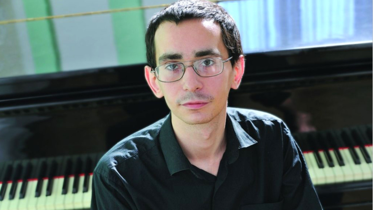 pianist-pavel-kushner.png