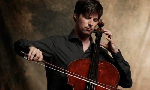 Daniel Müller Schott toca el "Concierto para chelo" de Schumann con la OSPA