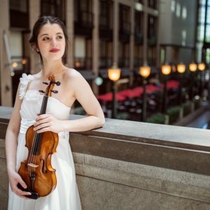 La violinista española María Dueñas, semifinalista en el Concurso Menuhin