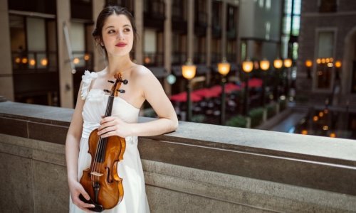 La violinista española María Dueñas, semifinalista en el Concurso Menuhin