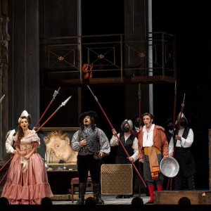 Manel Esteve y Clara Mouriz en 'El barbero de Sevilla' del Teatro Villamarta de Jerez