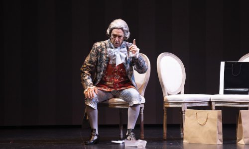 Carlos Chausson protagoniza 'El maestro de canto' en el Teatro Principal de Zaragoza