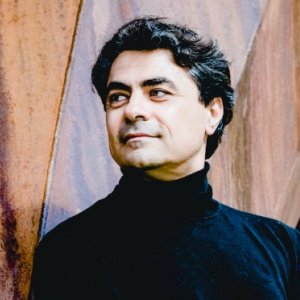 Gustavo Díaz Jerez: "La música clásica sigue viviendo en el siglo XIX"