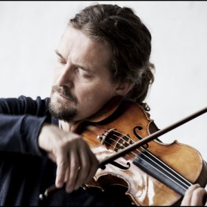 Christian Tetzlaff toca el "Concierto para violín" de Berg con la Orquesta Nacional de España
