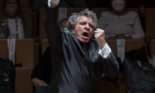 Giancarlo Guerrero dirige "El anillo sin palabras" con la OSCyL
