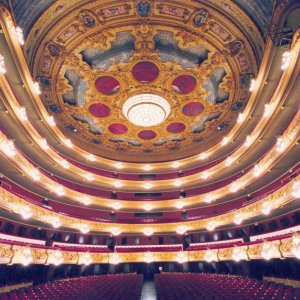 La Generalitat prevé decretar el aforo reducido en teatros y auditorios ante el aumento de casos de covid