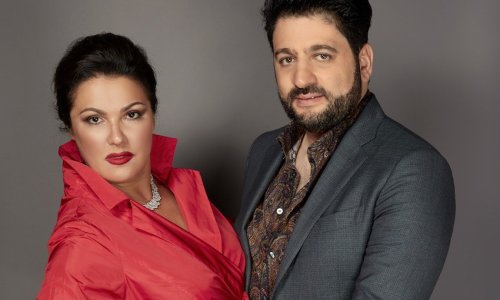 Anna Netrebko suspende su agenda momentáneamente, ante la presión recibida por la guerra en Ucrania