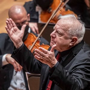 Leonard Slatkin dirige la Segunda de Mahler al frente de la Sinfónica de Bilbao