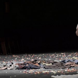 Sebastian Weigle dirige 'Lohengrin' en la Ópera de Frankfurt, en una propuesta escénica de Jens-Daniel Herzog