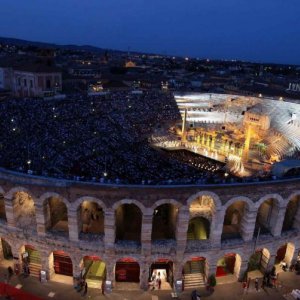Arranca la 99ª edición de la Arena de Verona con Garanča, Alagna, Netrebko y Oropesa