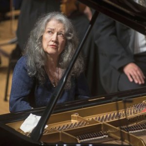 Martha Argerich protagoniza un ciclo de conciertos en el Teatro Colón de Buenos Aires