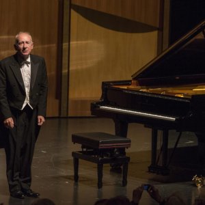 Maurizio Pollini cancela su recital en el Festival de Salzburgo por un problema cardíaco