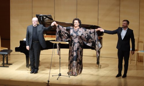 Violeta Urmana y Pavol Breslik cantan "La canción de la tierra" en Schwarzenberg