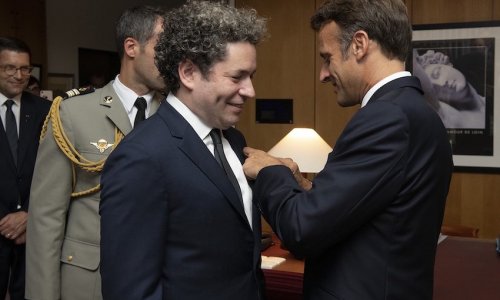 Gustavo Dudamel, condecorado en Francia con la Orden de las Artes y las Letras