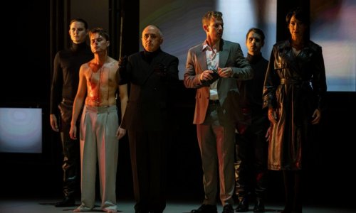 Rafael R. Villalobos dirige "Orphée" de Glass en los Teatros del Canal, en el estreno de la ópera en España