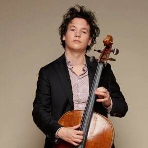 Edgar Moreau toca el "Concierto para violonchelo" de Dvorák con la Sinfónica de Tenerife