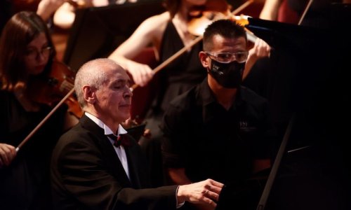 Ivo Pogorelich abre la temporada de la Franz Schubert Filharmonía, junto a Tomàs Grau