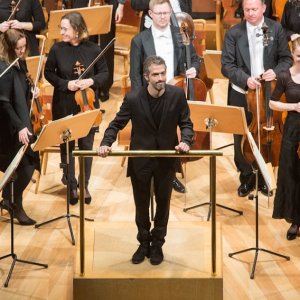 La Sinfónica de Viena visita España con obras de Mozart y Mahler, bajo la batuta de Omer Meier Wellber
