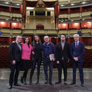 Bárbara Lluch dirige "La sonnambula" en el Teatro Real, con Nadine Sierra y Xabier Anduaga