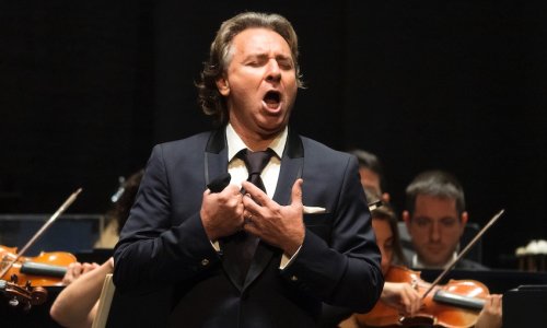 Roberto Alagna pone el broche a la temporada lírica en A Coruña, junto a José Miguel Pérez-Sierra