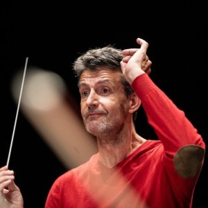 Rubén Gimeno al frente de la Joven Orquesta del País Vasco, con obras de Grieg, Sibelius, Vaughan Williams y Sorozábal