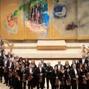 La Orquesta del Mozarteum de Salzburgo, de gira por España con Trevor Pinnock, Maria João Pires y Viviane Hagner