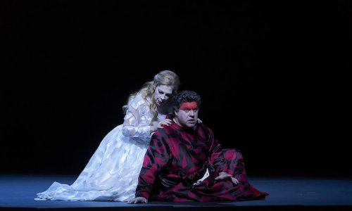 Jaume Plensa estrena su visión de 'Macbeth' en el Liceu, con las voces de Luca Salsi y Sondra Radvanovsky