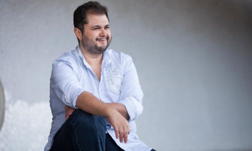 Celso Albelo se une a la Orquesta pulso y púa de la Complutense en el Teatro de la Zarzuela