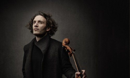 Nicolas Altstaedt visita a la OBC con el "Concierto para violonchelo" de Lutoslawski