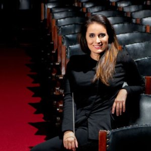 Lina González-Granados dirige Ravel, Smetana y Saint-Saëns con la Sinfónica de Galicia