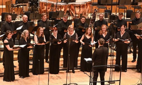 Más de 700 compositores condenan el 'devastador cierre' de los BBC Singers